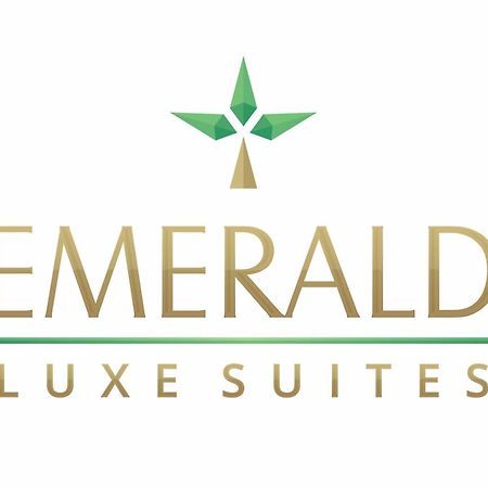 Emerald Luxe Suites South End エクステリア 写真